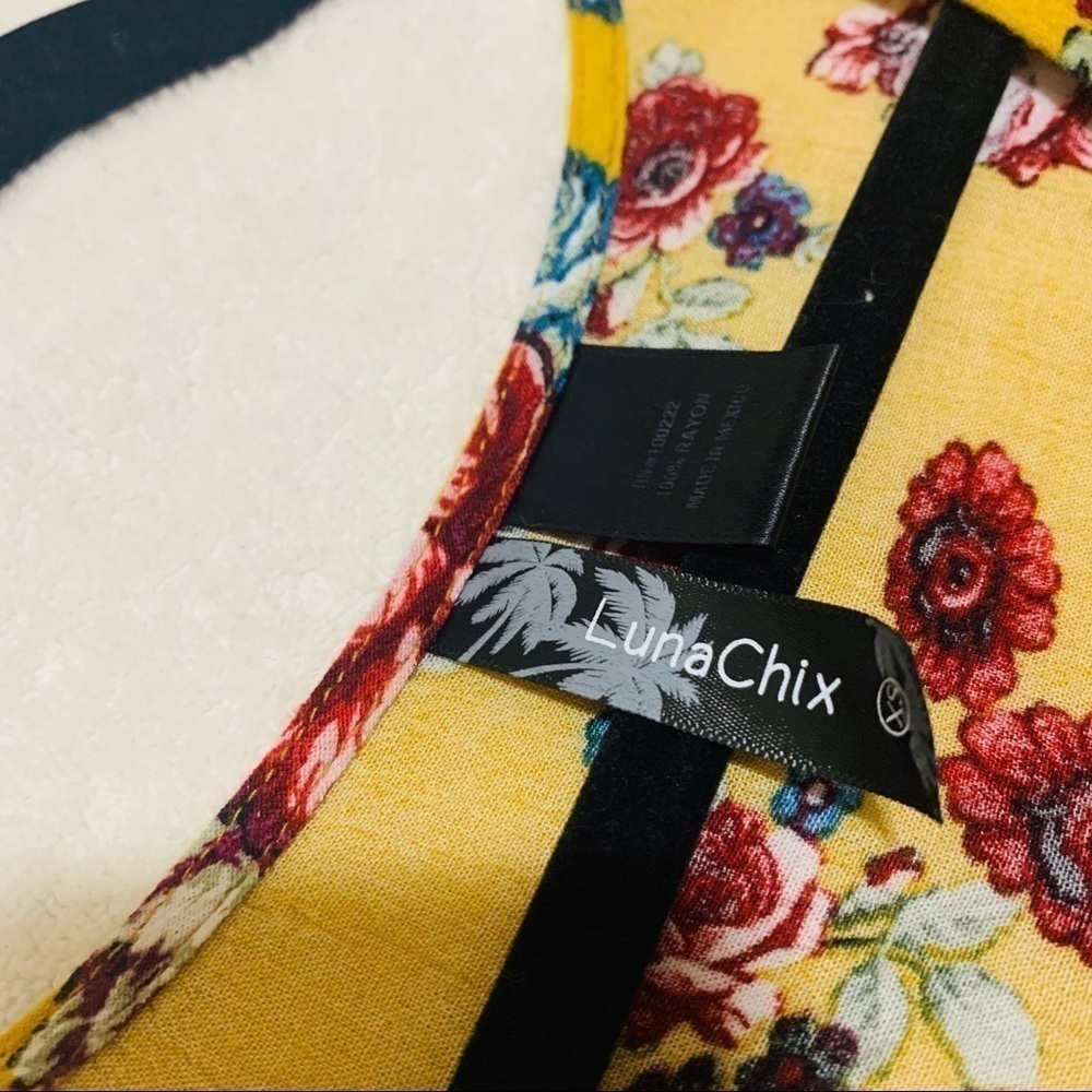 LUNA CHIX mini cute sun yellow floral dress XS - Picture 6 of 6